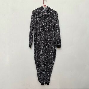 NWT Pillow Talk Black, Grey Leopard Print Front Zip Hooded Onesie Size Large